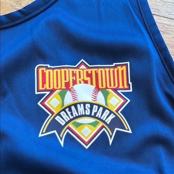 Cooperstown tank - Picture 2 of 8